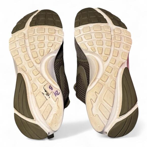 5Y/W6.5 Nike Presto Fly – Olive Mesh Lightweight Sneakers - Picture 7 of 7